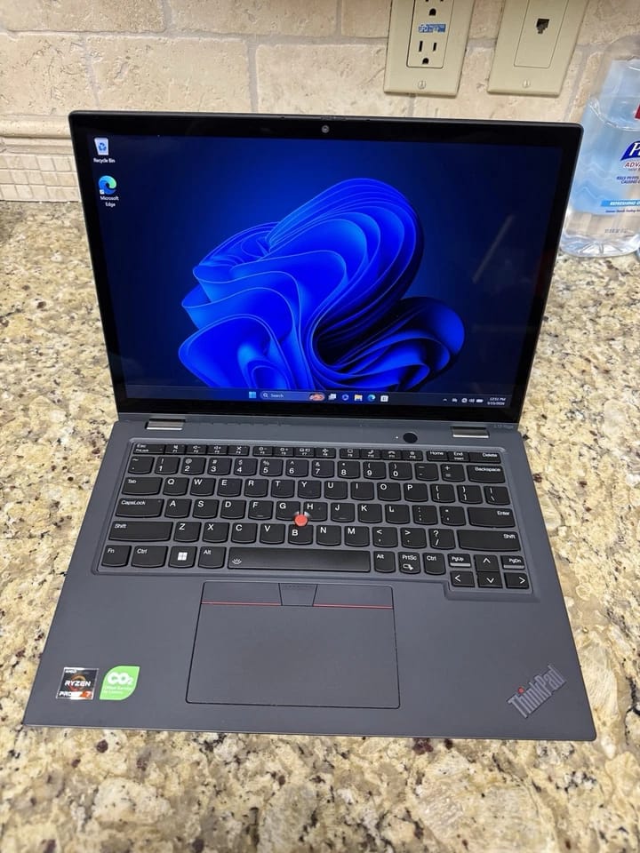 Lenovo Yoga 13 Computers 240GB 8GB Used - Good