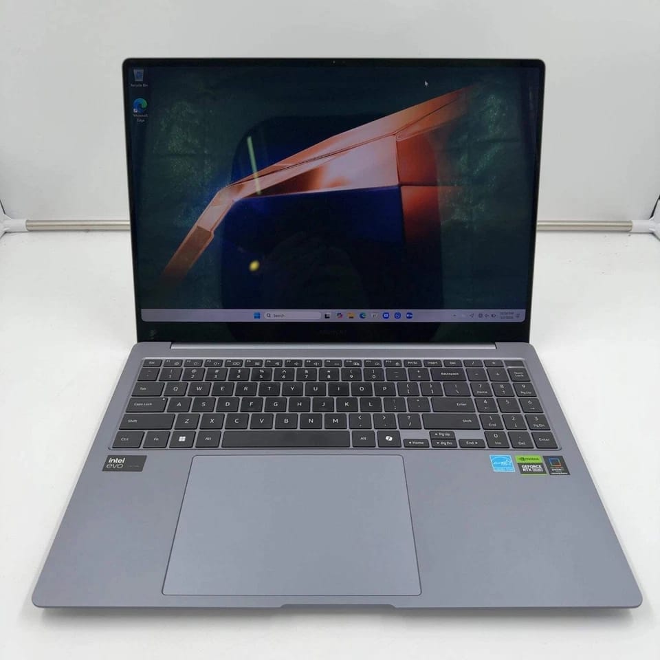 Samsung Galaxy Book4 Computers 1.5TB 16GB New