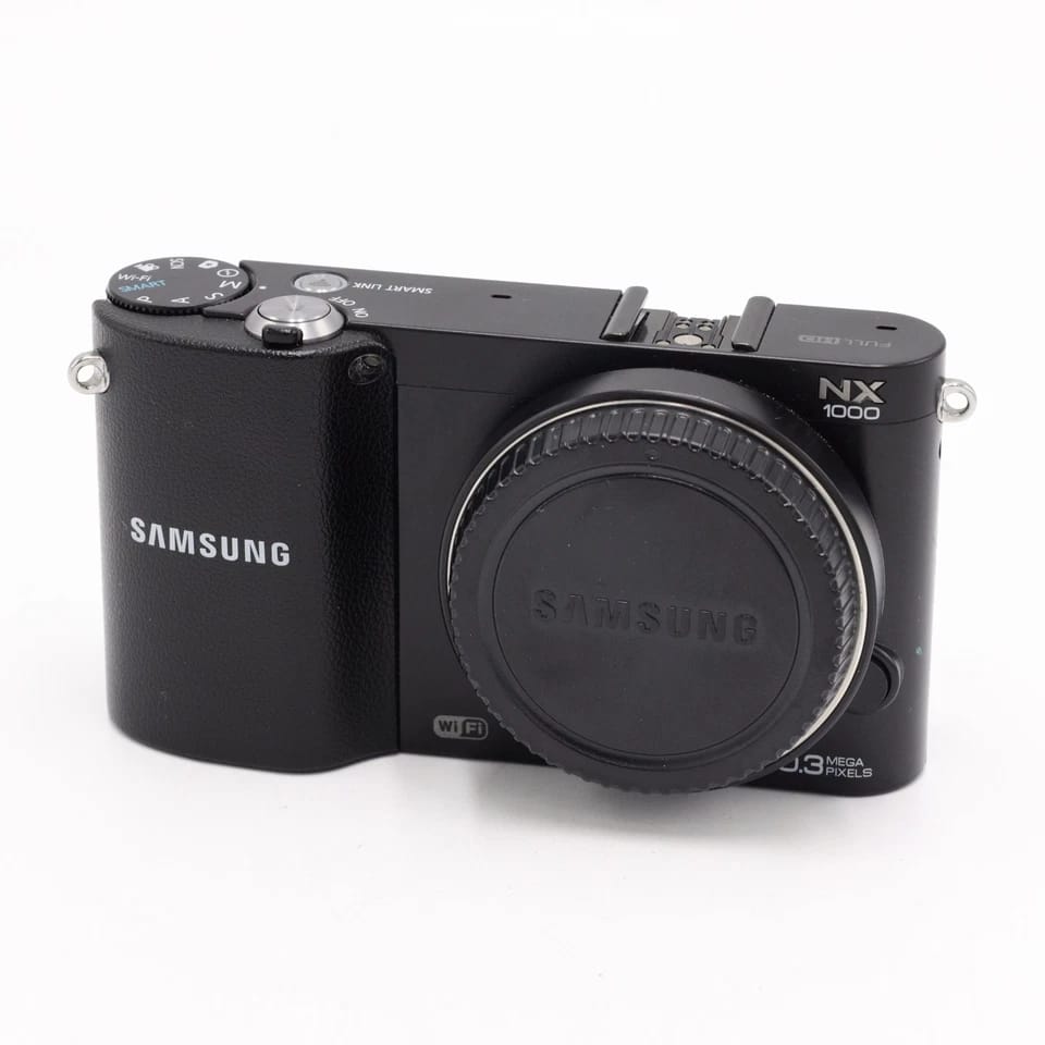 Samsung NX1000 Digital Cameras Body Only For parts or not working
