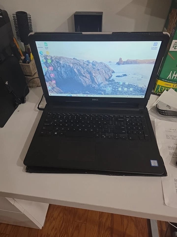 Dell Inspiron 15 3567 Computers 128GB 8GB Used - Good