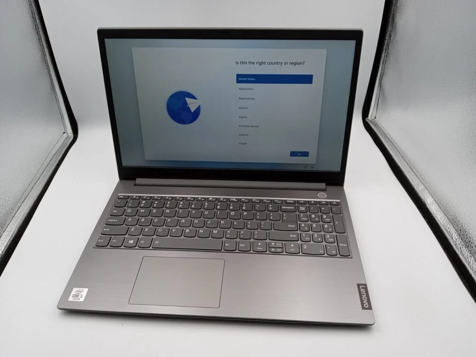 Lenovo 15G2ITL Computers 256GB 8GB Used - Good