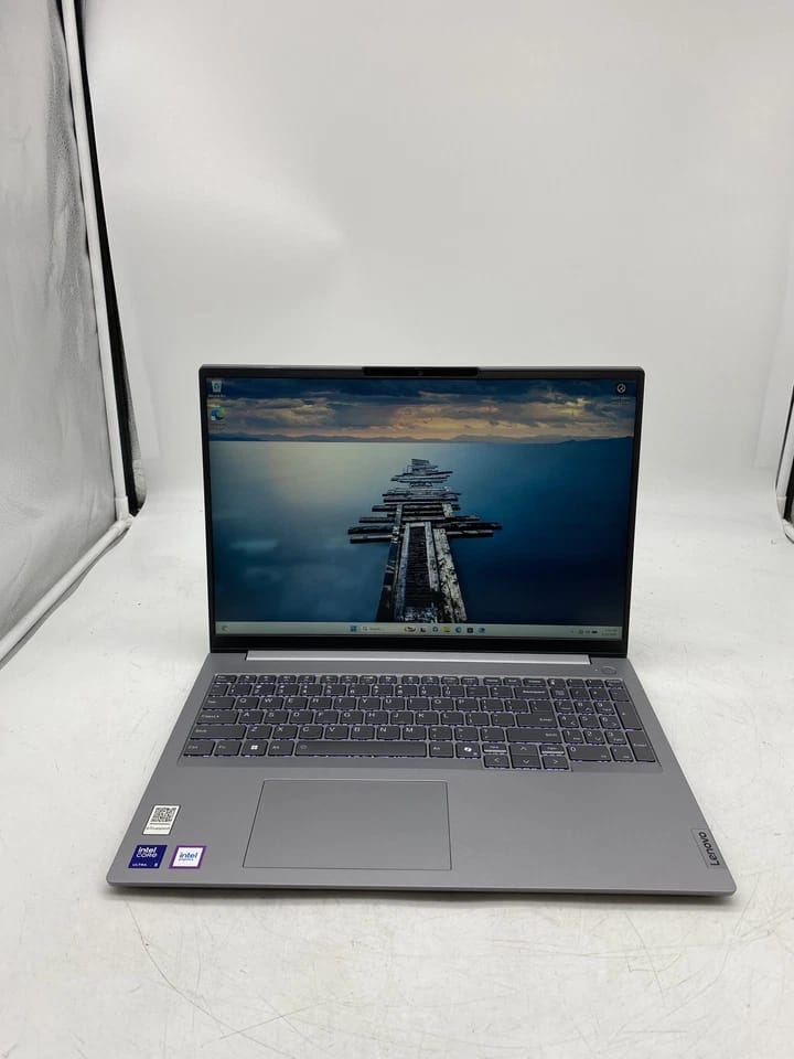 Lenovo 16G7IML Computers 512GB 16GB Used - Good