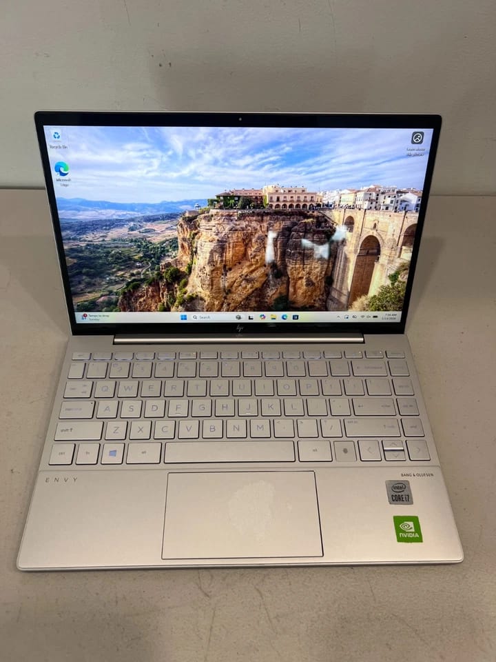 HP Envy 13 Computers 256GB 8GB Refurbished - Excellent