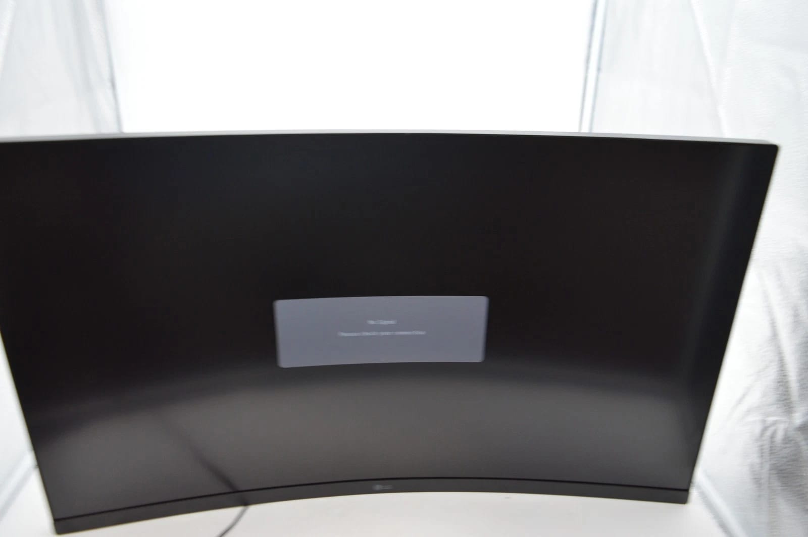 LG 32BR50C-B Monitors New