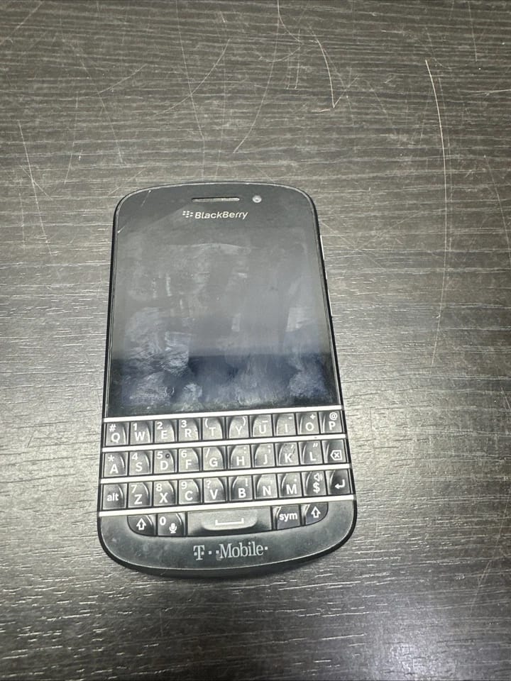 BlackBerry Q10 Cell Phones 16GB Unlocked New