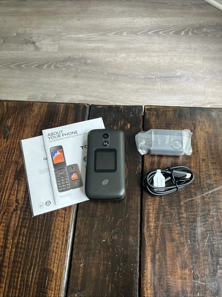 TCL FLip 2 Cell Phones Black 16GB Tracfone New