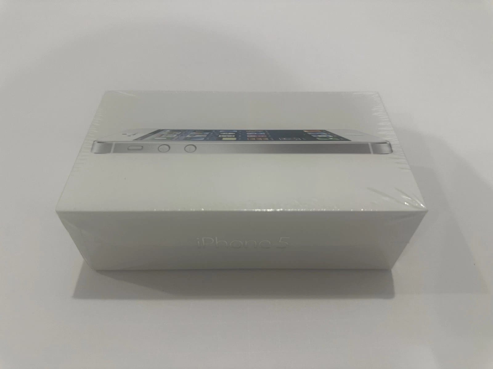 Apple iPhone 5 Cell Phones Silver 16GB Unlocked New