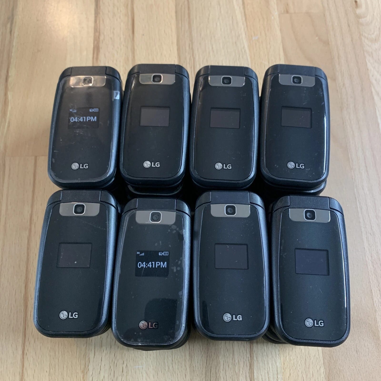 LG 441G Cell Phones Black Not specified Tracfone For parts or not working