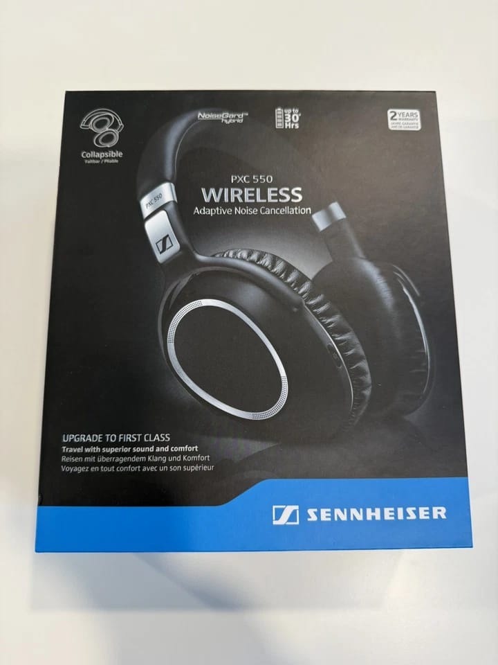 Sennheiser PXC 550 Headphones & Earbuds Black Refurbished - Excellent