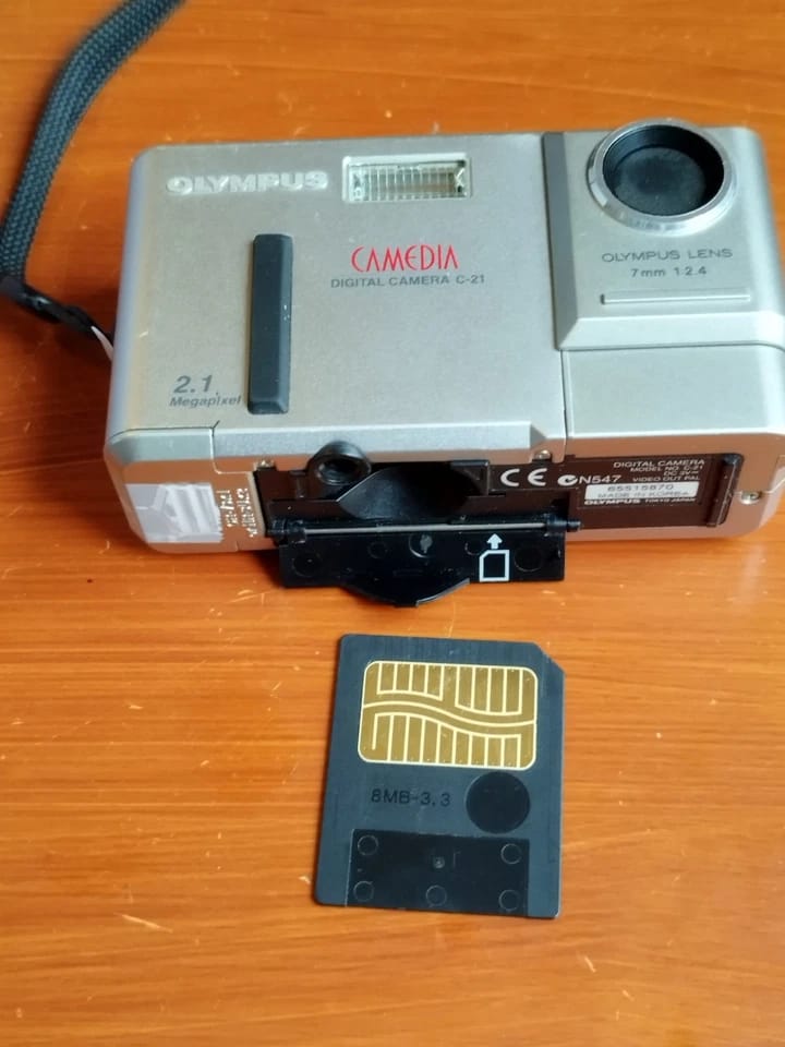 OM SYSTEM Camedia C-5060 Digital Cameras Body Only New