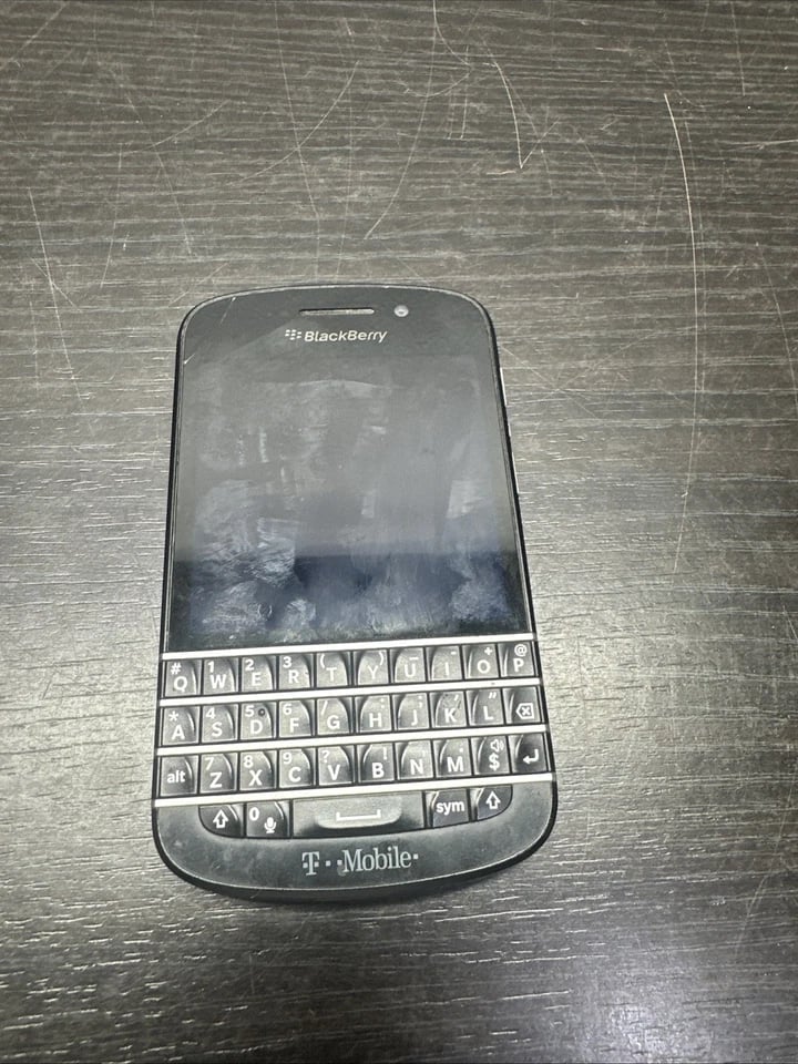 BlackBerry Q10 Cell Phones