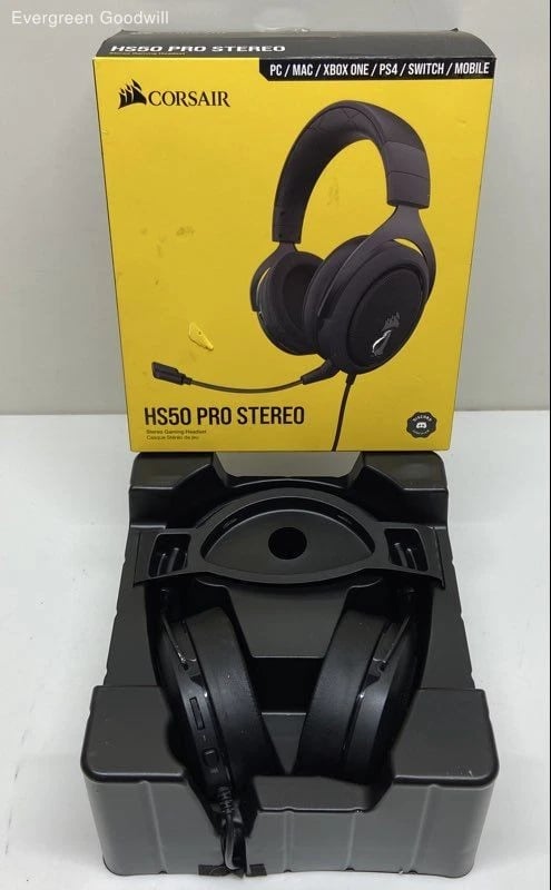 Corsair HS50 Pro Headphones & Earbuds