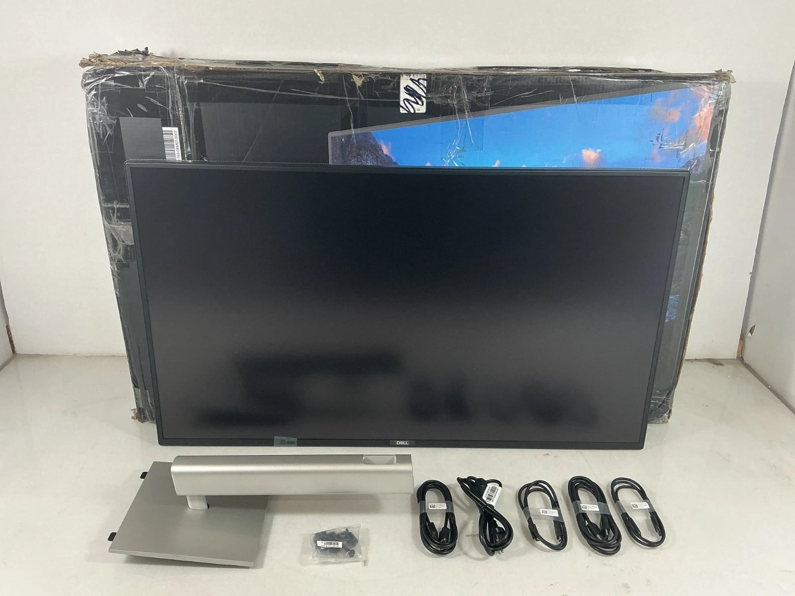Dell U4323QE Monitors
