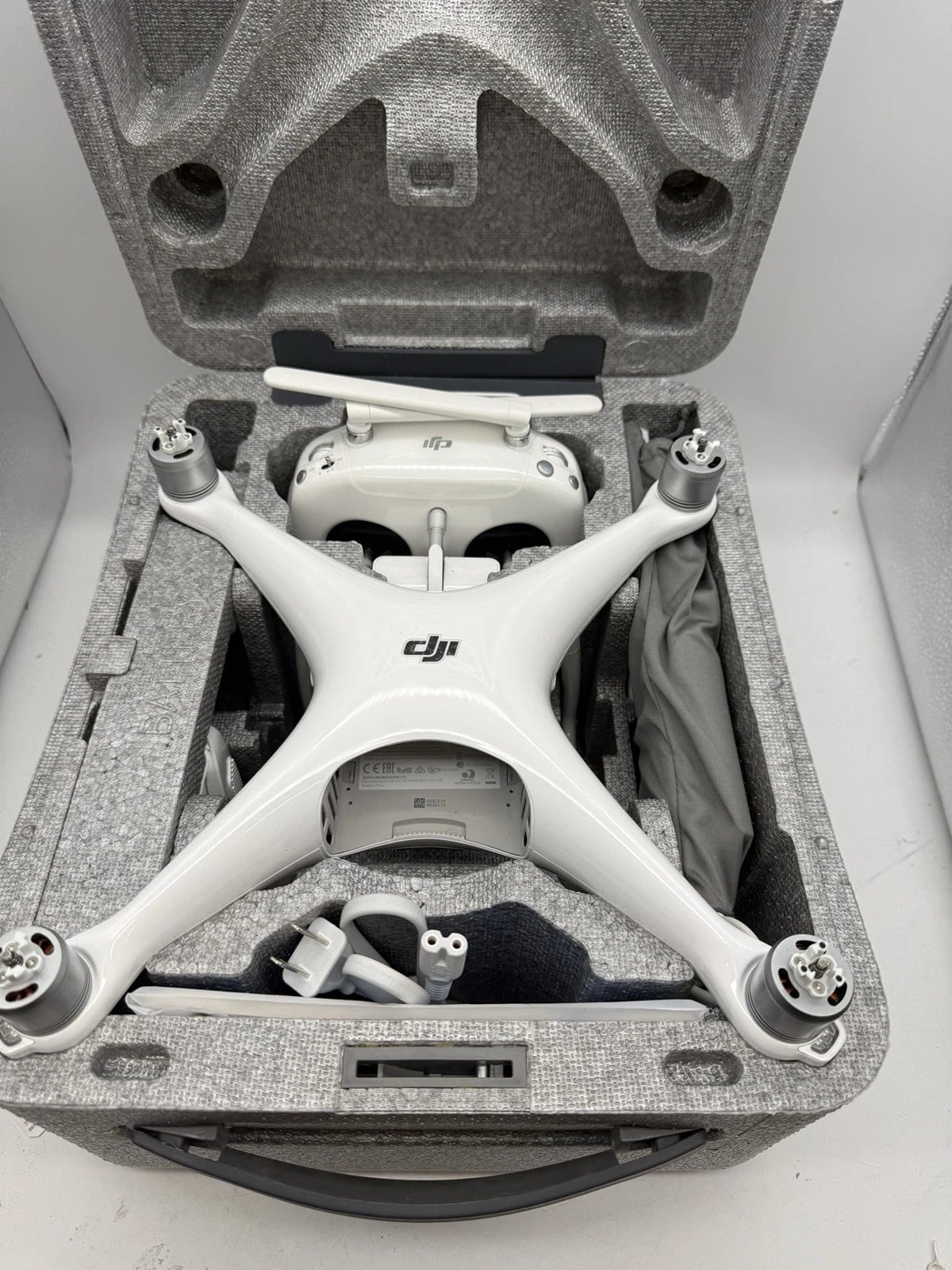 DJI Phantom 4 Pro Quadcopters & Multirotors