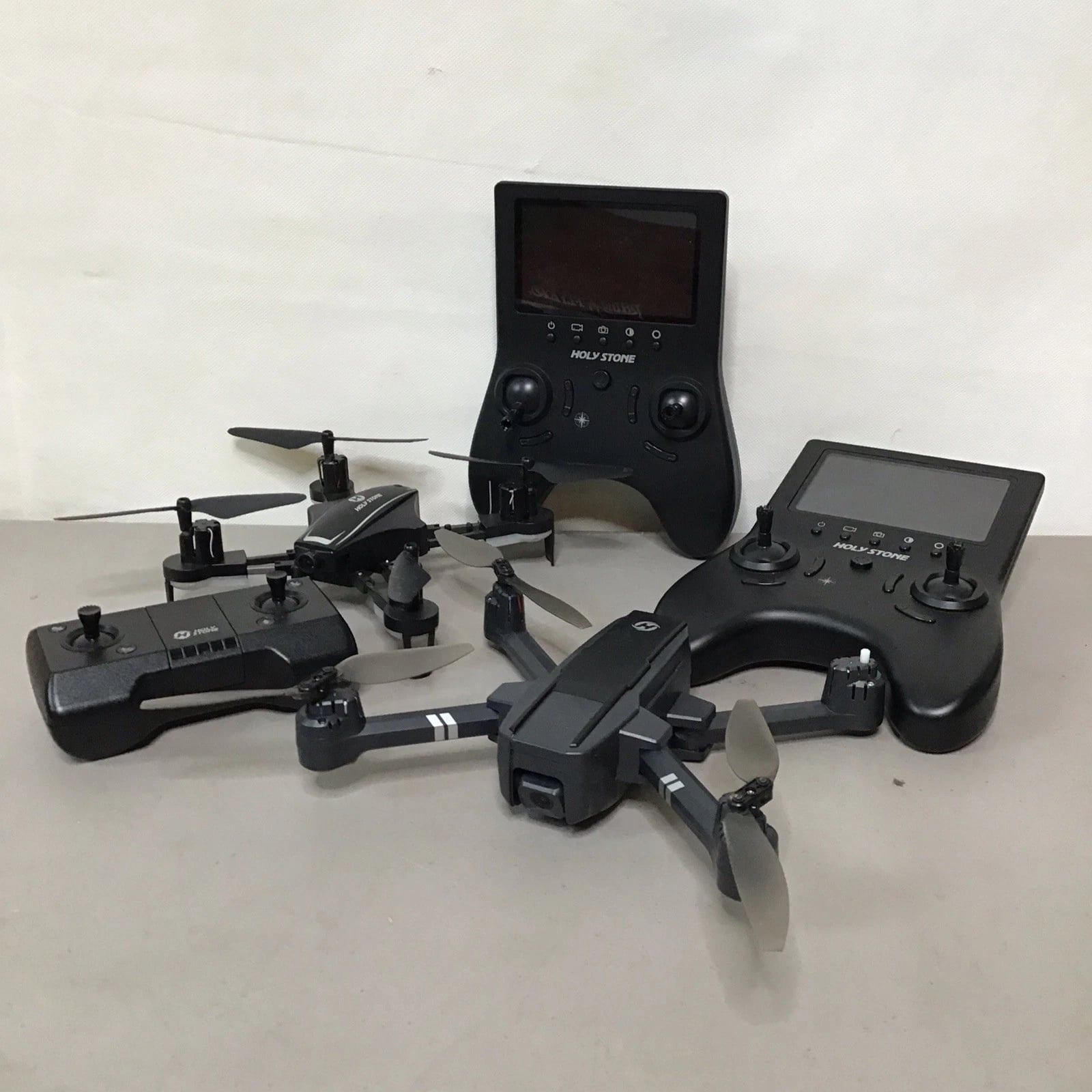 Holy Stone HS440 Quadcopters & Multirotors