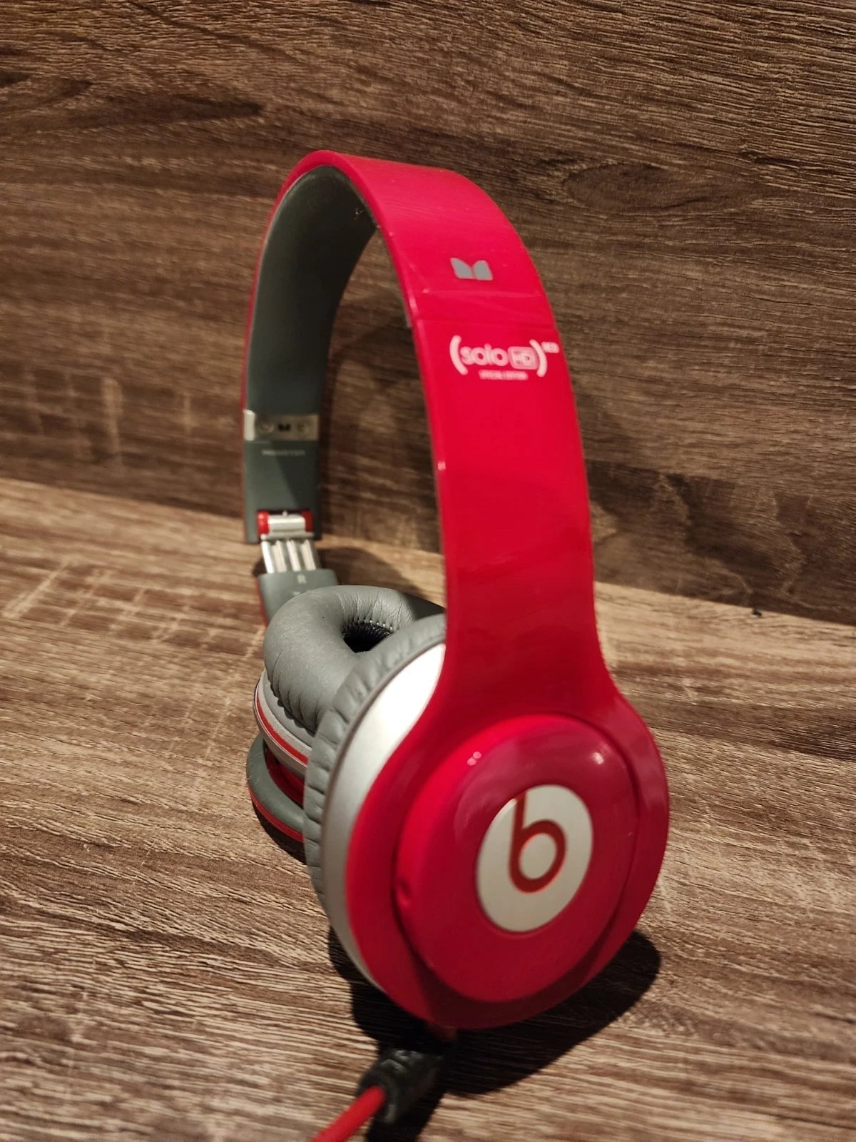 Beats Solo Wireless Headphones & Earbuds