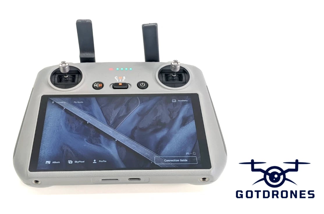 DJI Air 3 Quadcopters & Multirotors