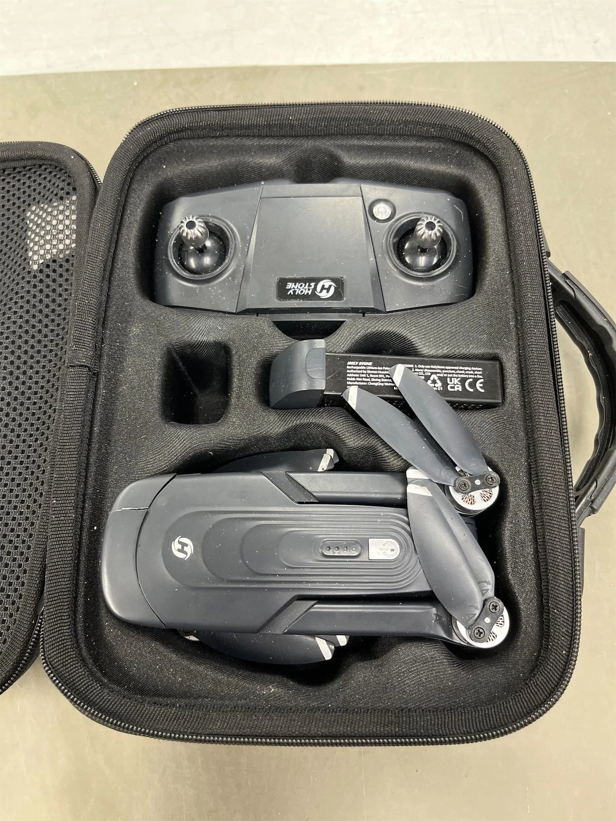 Holy Stone HS175D Quadcopters & Multirotors