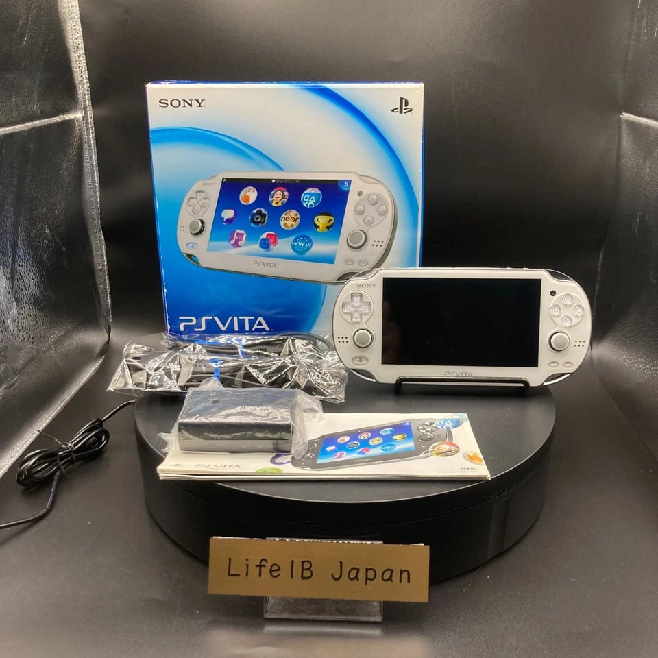 Sony PlayStation Vita (PCH-1000) Video Game Consoles