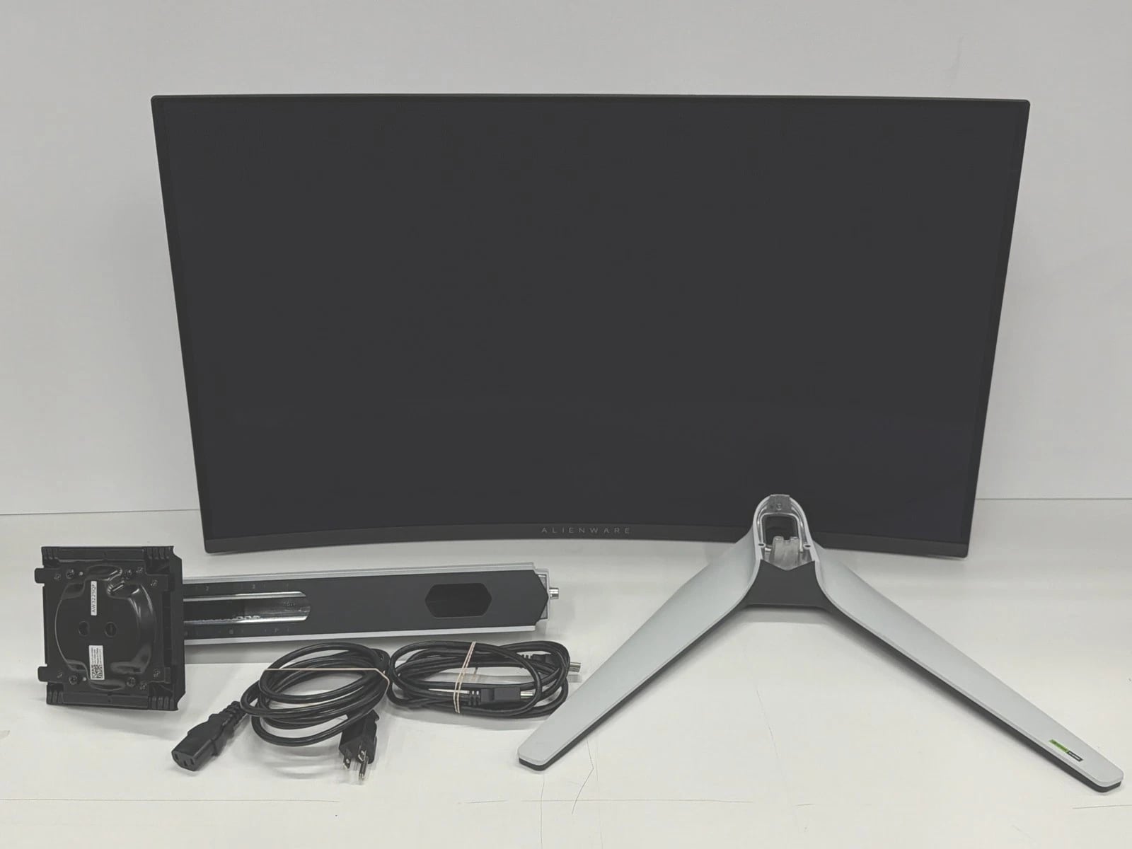 Dell AW3225QF Monitors