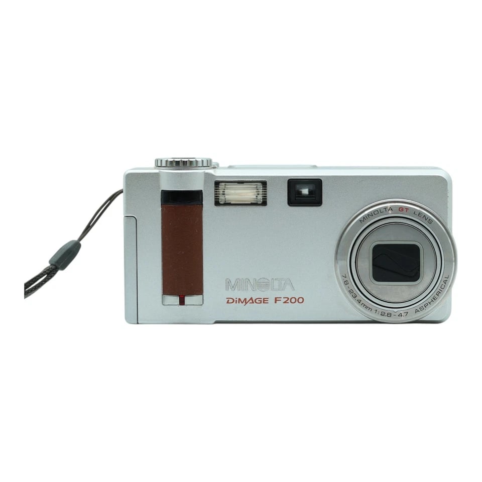 Minolta DiMAGE F200 Digital Cameras