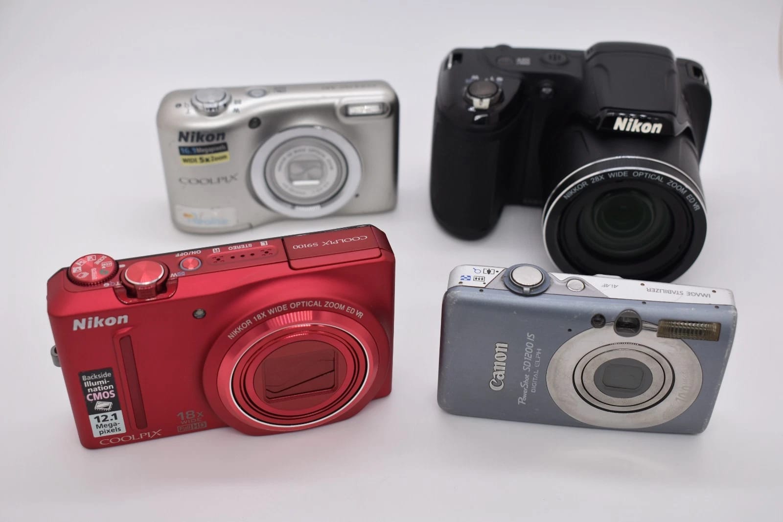 Nikon COOLPIX S9100 Digital Cameras Black New Body Only