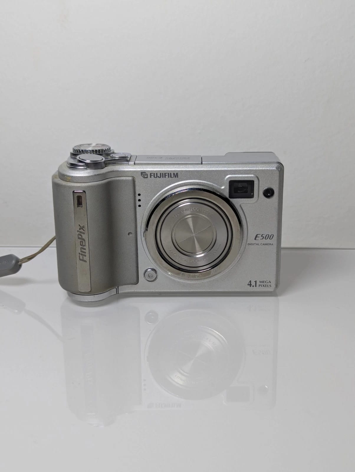 Fujifilm FinePix E500 Digital Cameras Silver Used - Very Good Body Only