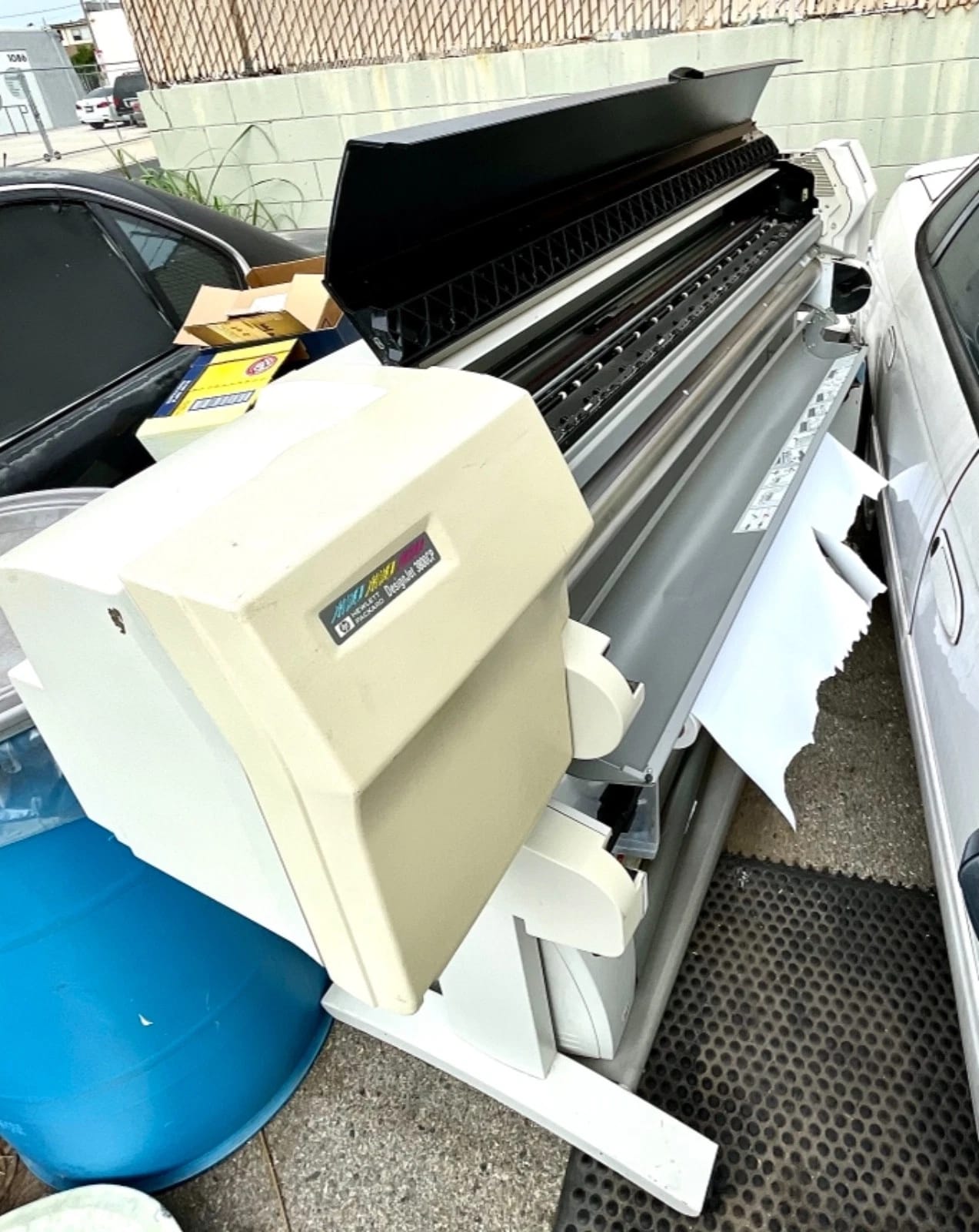 HP DesignJet 3800CP Printers For parts or not working