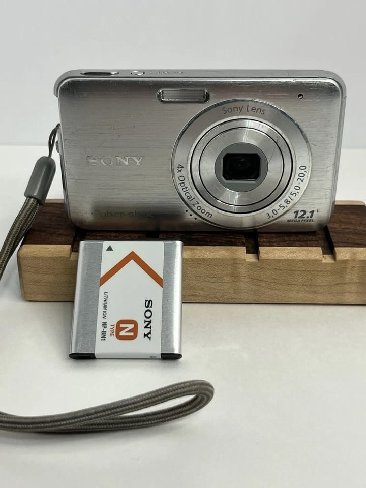 Sony Cyber-shot DSC-W310 Digital Cameras Silver New Body Only