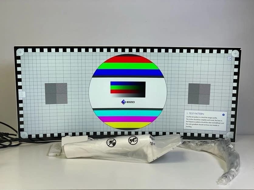 LG 34SR60QC-W Monitors For parts or not working