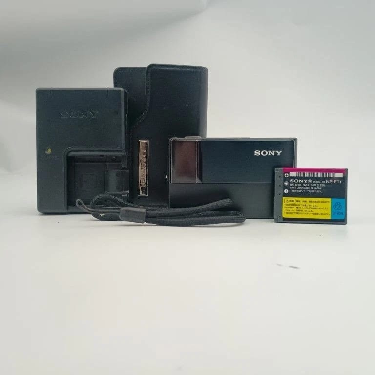Sony Cyber-shot DSC-T10 Digital Cameras Silver New Body Only