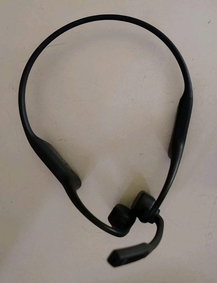 Shokz Opencomm C102 Headphones & Earbuds Black Used - Good