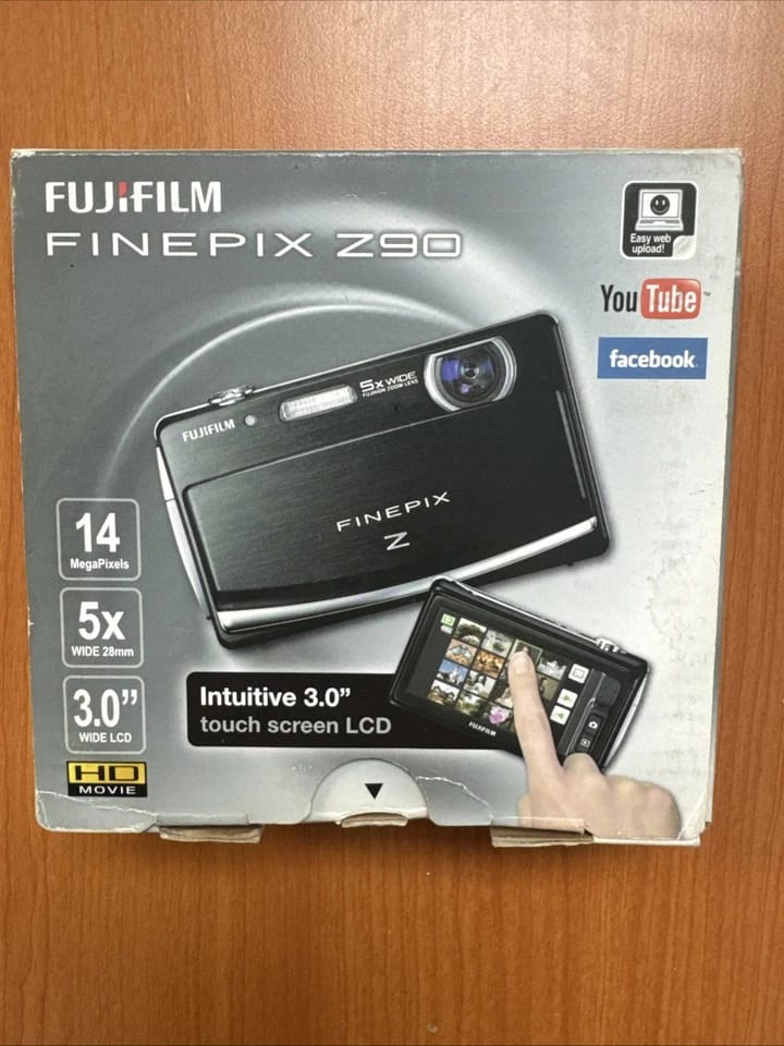 Fujifilm FinePix Z90 Digital Cameras pink New Body Only