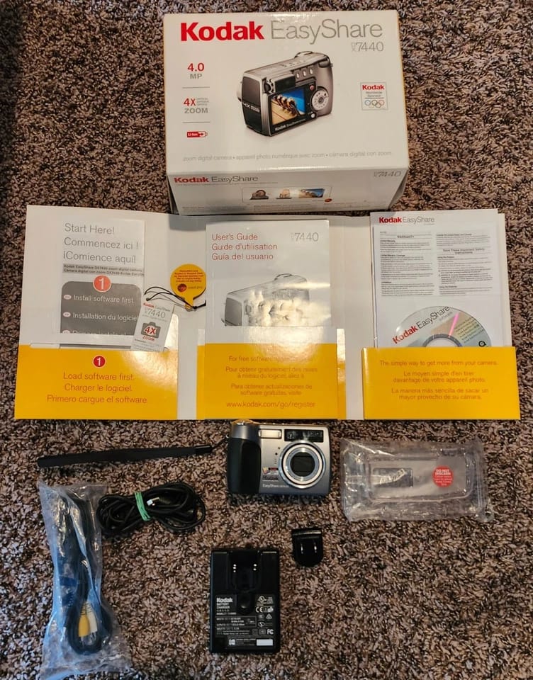 Kodak EasyShare DX7440 Digital Cameras Gray New Body Only