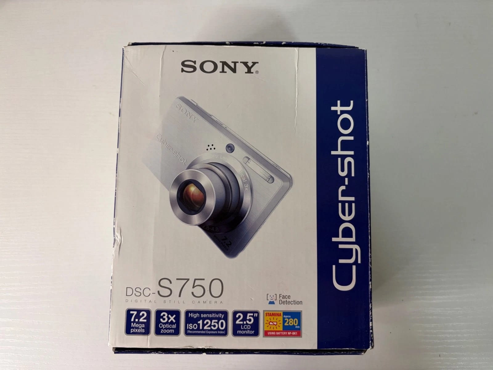 Sony Cyber-shot DSC-S750 Digital Cameras Silver New Body Only