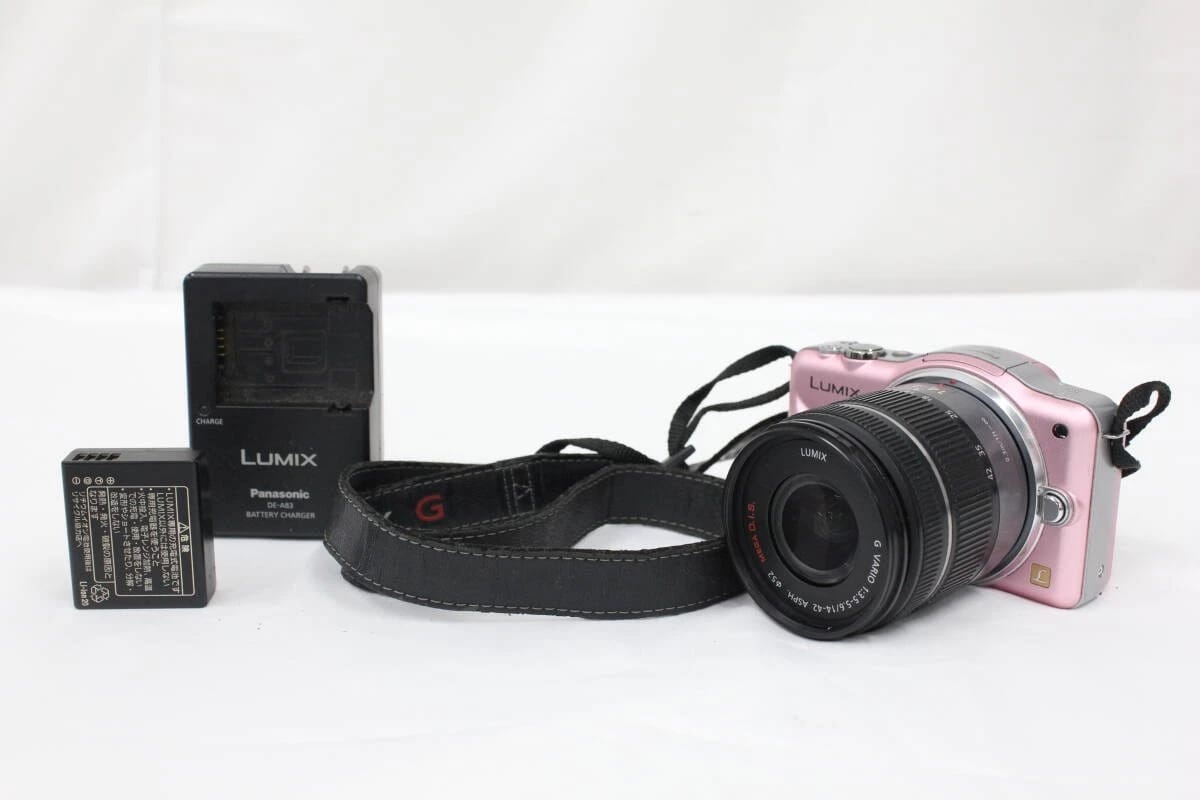 Panasonic LUMIX GF3 Digital Cameras Black New Body Only
