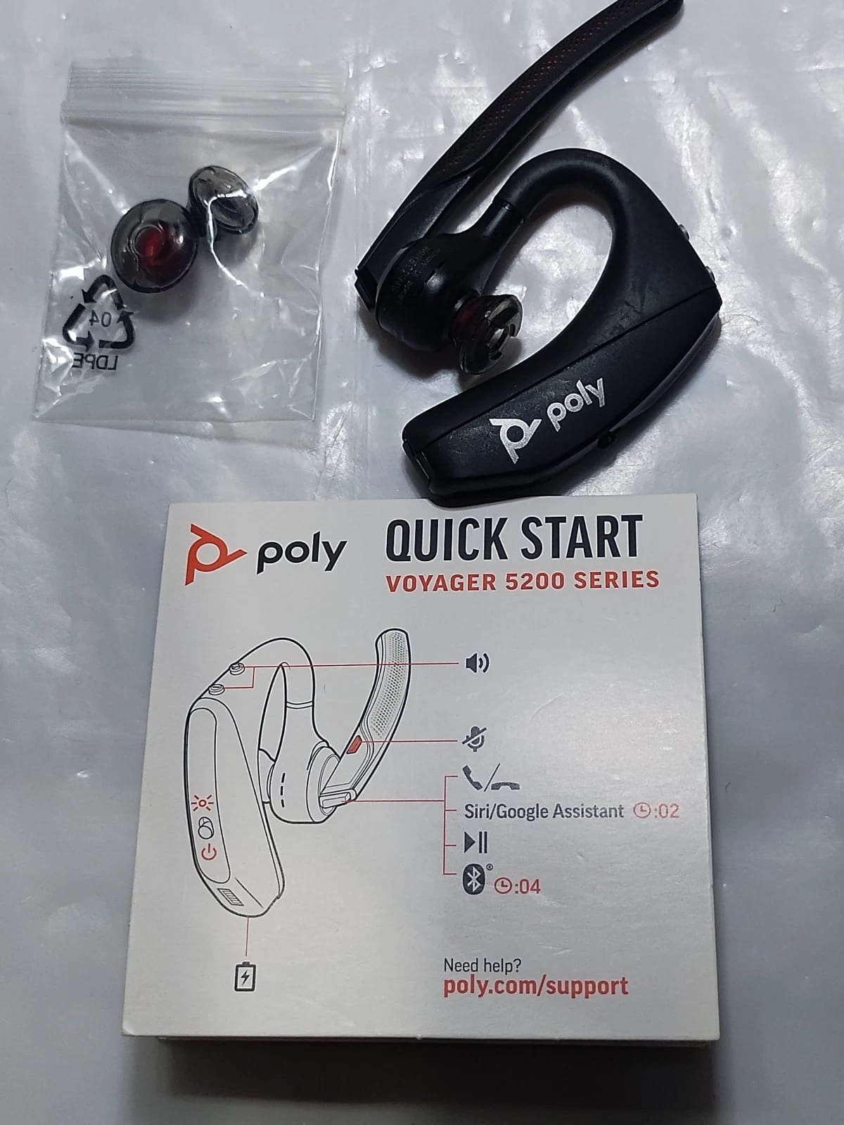 Plantronics Voyager 5200 Headphones & Earbuds Black New