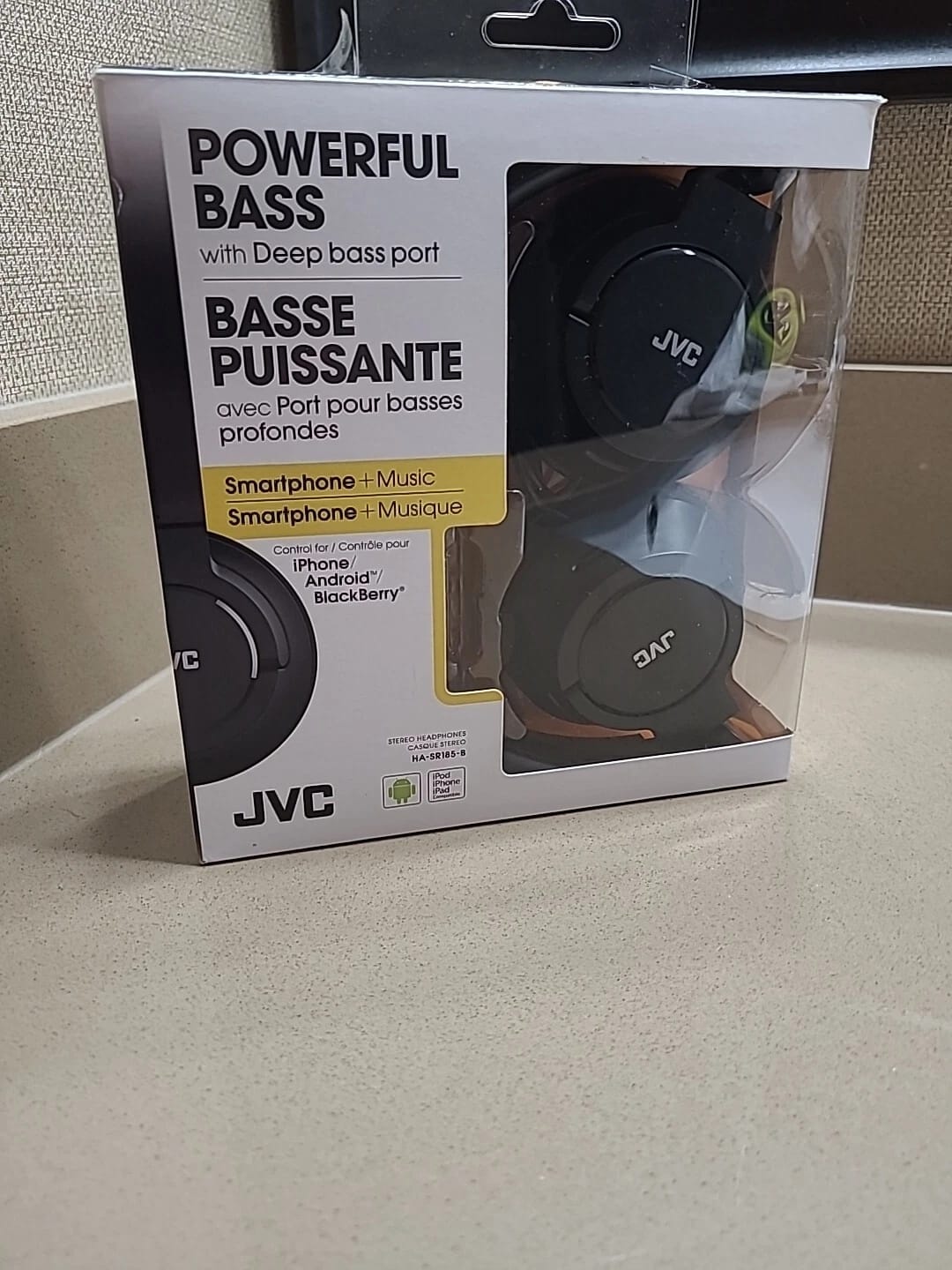 JVC HA-SR185 Headphones & Earbuds Black New