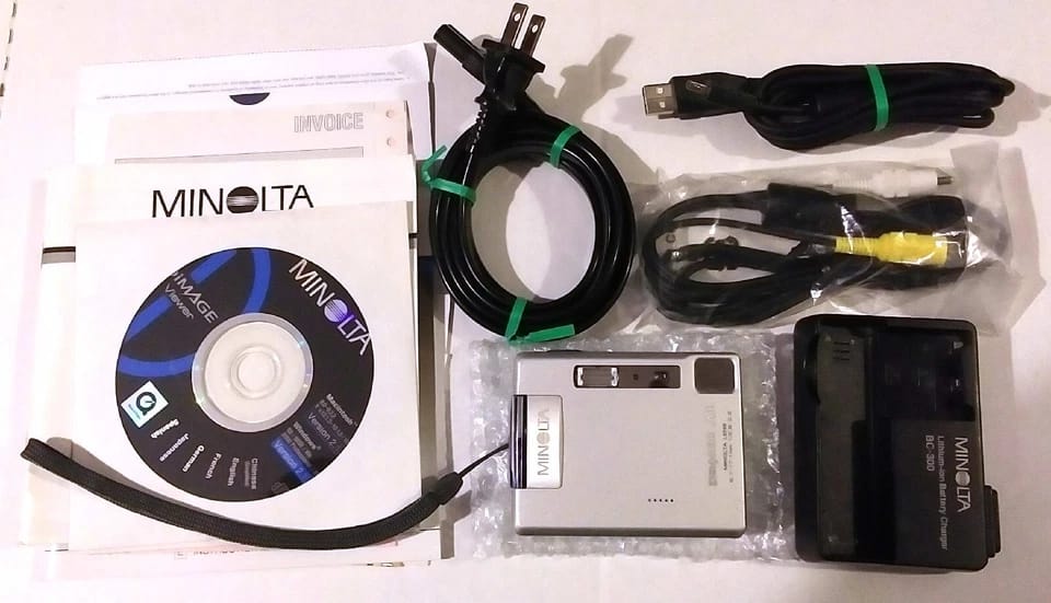 Minolta DiMAGE Xt Digital Cameras Silver Used - Good