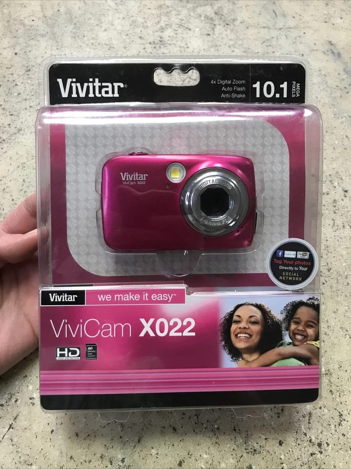 Vivitar ViviCam X022 Digital Cameras pink Used - Good Body Only