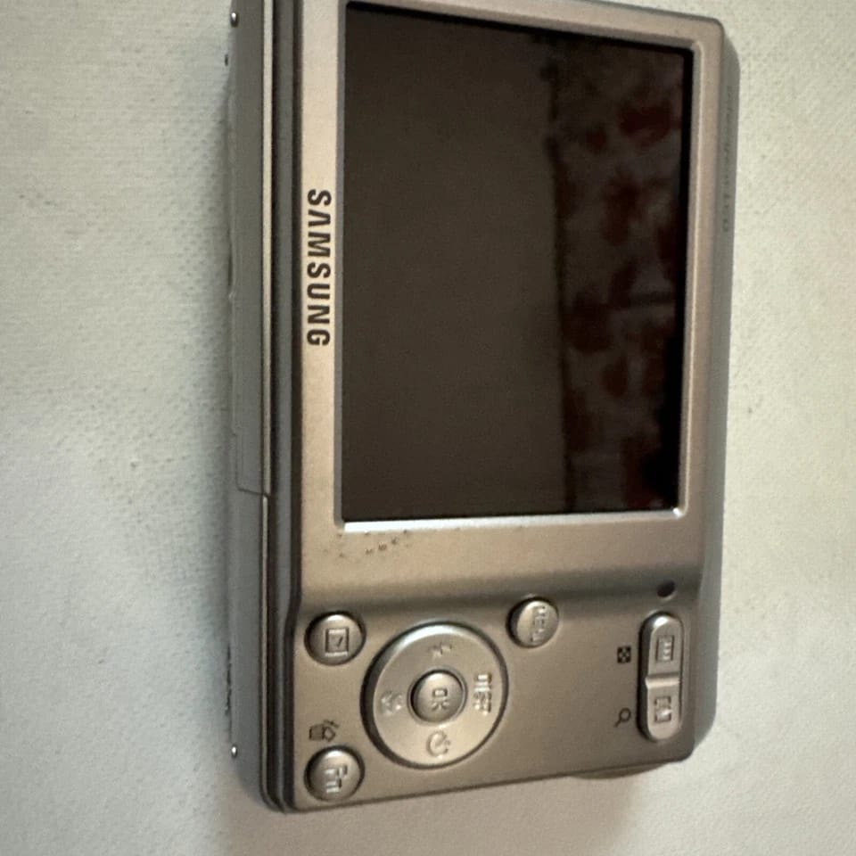 Samsung SL30 Digital Cameras Silver Used - Good Body Only