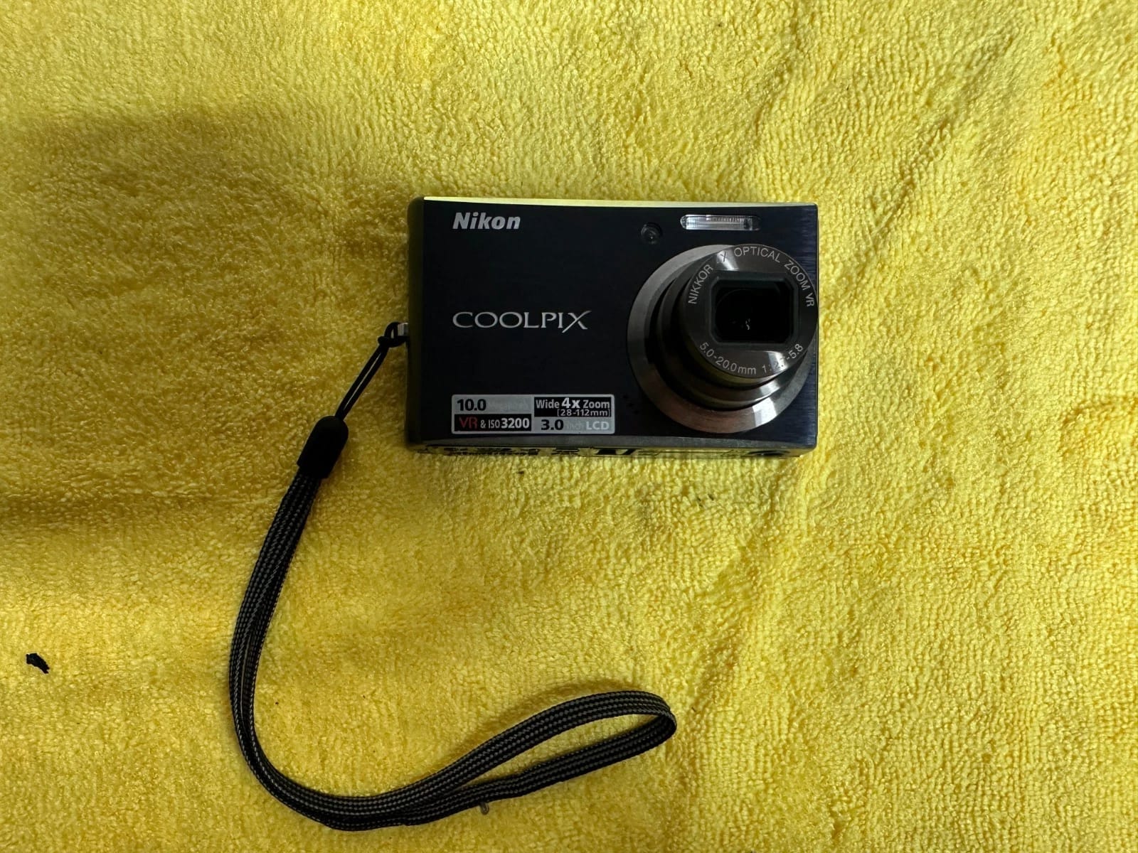 Nikon COOLPIX S610c Digital Cameras Black New Body Only