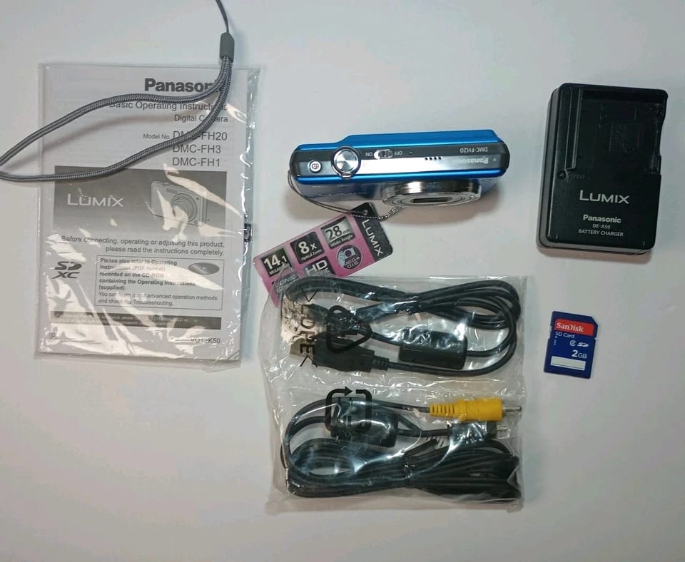 Panasonic LUMIX FH20 Digital Cameras Red New Body Only