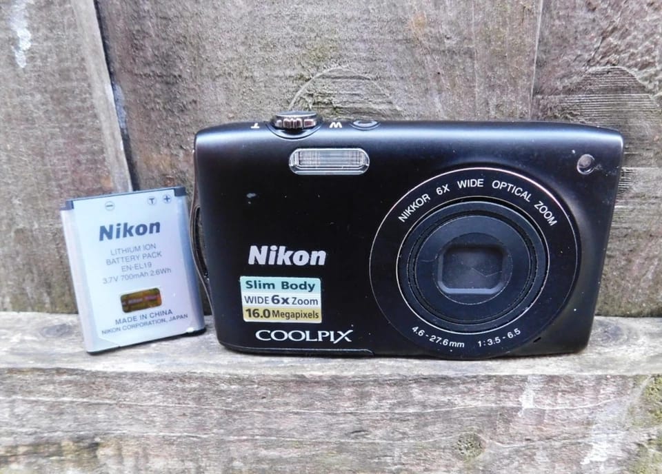 Nikon COOLPIX S3200 Digital Cameras Black New Body Only
