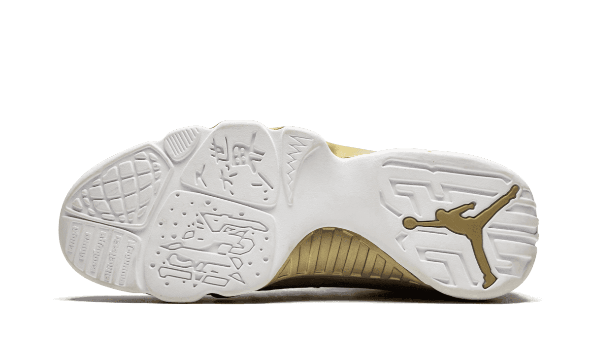 Jordan Air Jordan 9 Retro Sneaker White 10.5 New