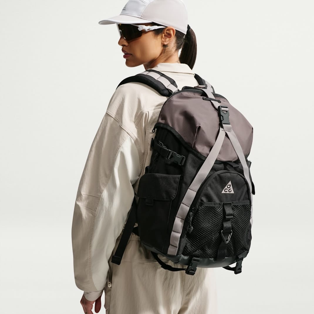 Nike ACG "DAYMAX" Women's bags Black Unspecified Crossbody Bag 3L New