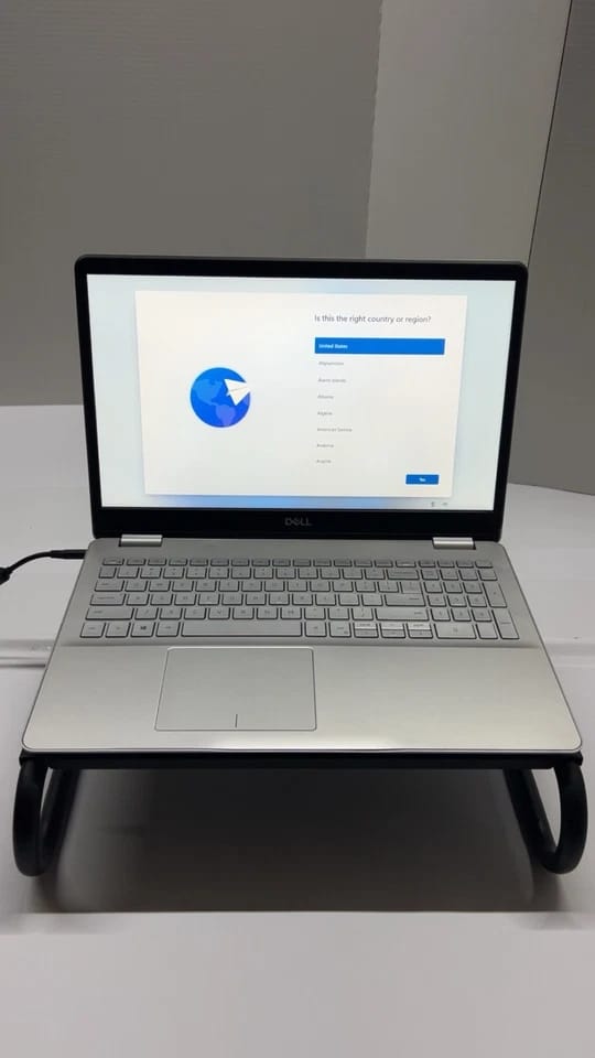 Dell Inspiron 5584 Computers 256GB 12GB Used - Good