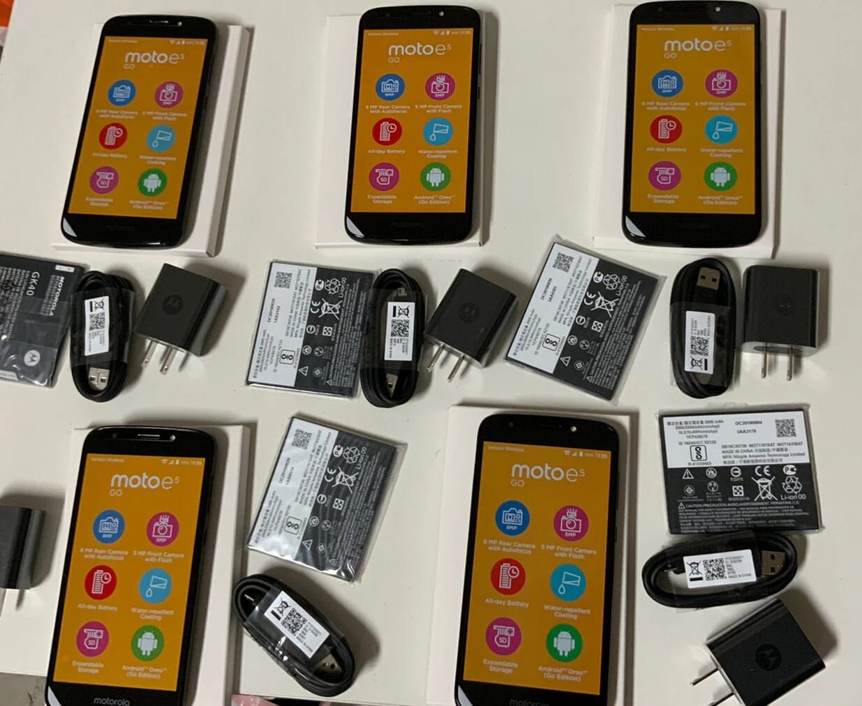 Motorola Moto E5 Play Cell Phones Black 16GB Locked New